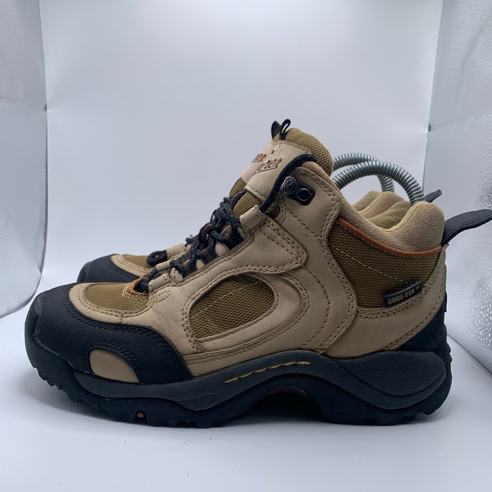 Danner Boots Womens 7 Hiking Leather Agitator 45 Gtx Waterproof Outdoor Lace Up
